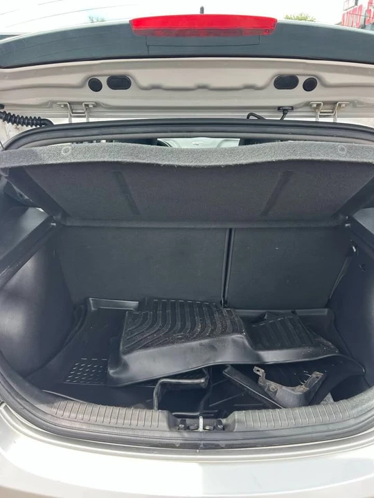 2014 Hyundai Accent - Image 16 of 17