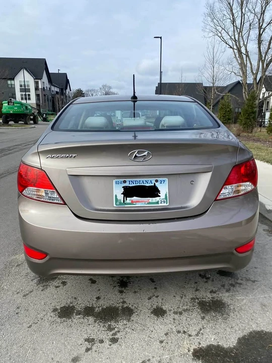 2014 Hyundai Accent - Image 5 of 11