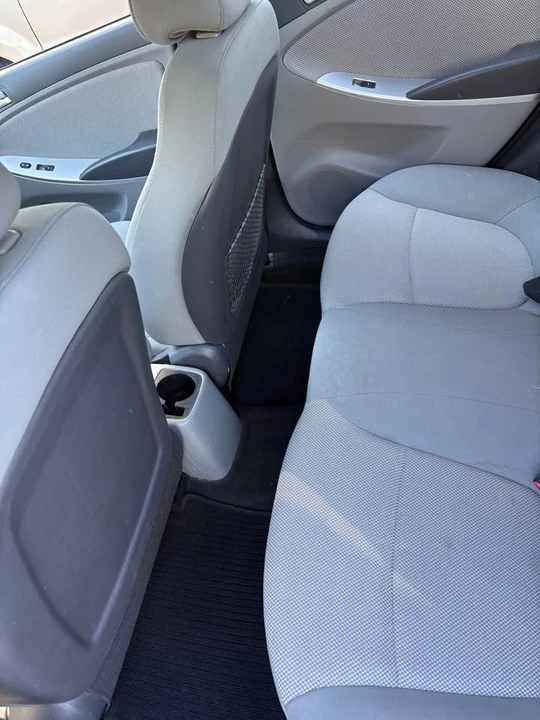 2014 Hyundai Accent - Image 4 of 5