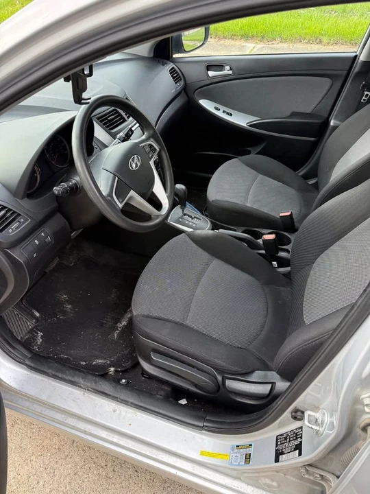 2014 Hyundai Accent - Image 8 of 8