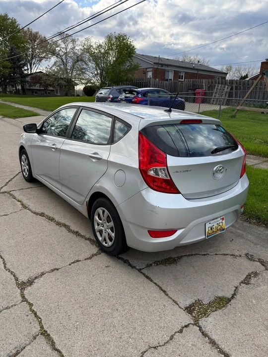 2014 Hyundai Accent - Image 4 of 8