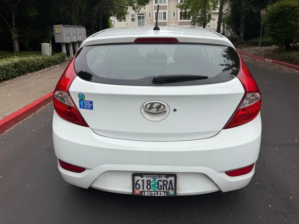 2014 Hyundai Accent - Image 5 of 9