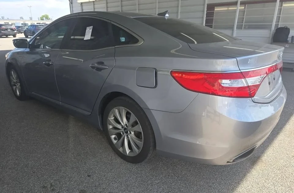 2014 Hyundai Azera - Image 3 of 6