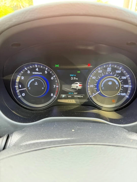 2014 Hyundai Azera - Image 17 of 20