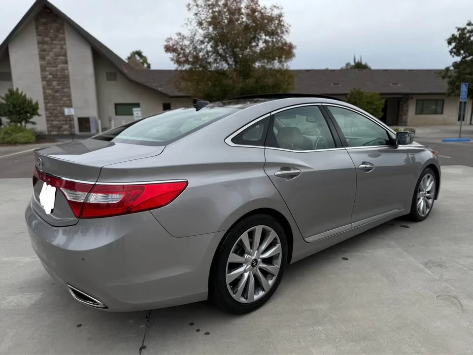 2014 Hyundai Azera - Image 11 of 20