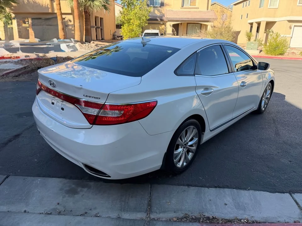 2014 Hyundai Azera - Image 7 of 17