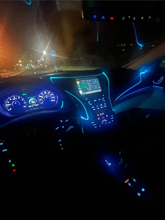 2014 Hyundai Azera - Image 2 of 5