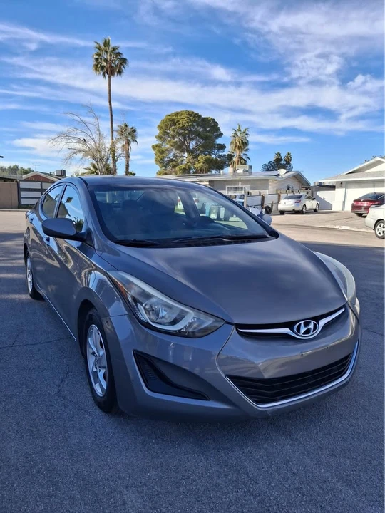 2014 Hyundai Elantra - Image 11 of 12