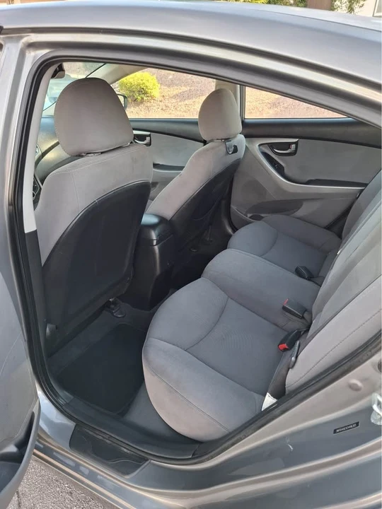 2014 Hyundai Elantra - Image 8 of 12