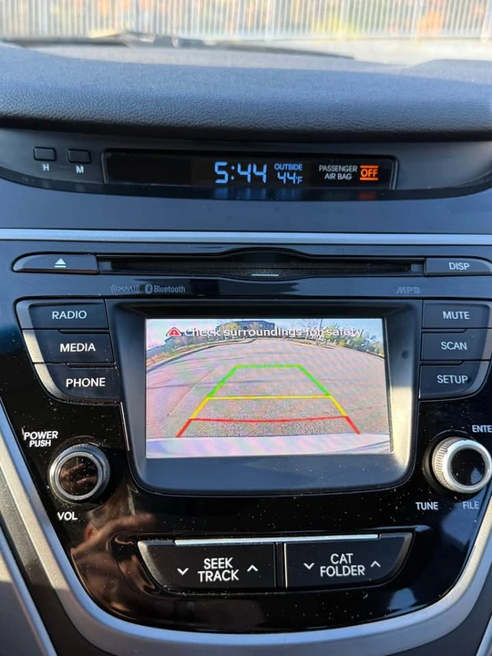 2014 Hyundai Elantra - Image 12 of 13
