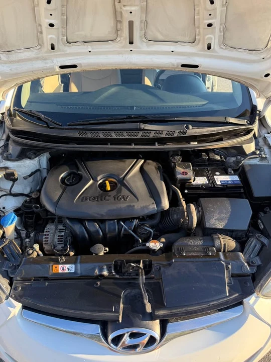 2014 Hyundai Elantra - Image 11 of 13