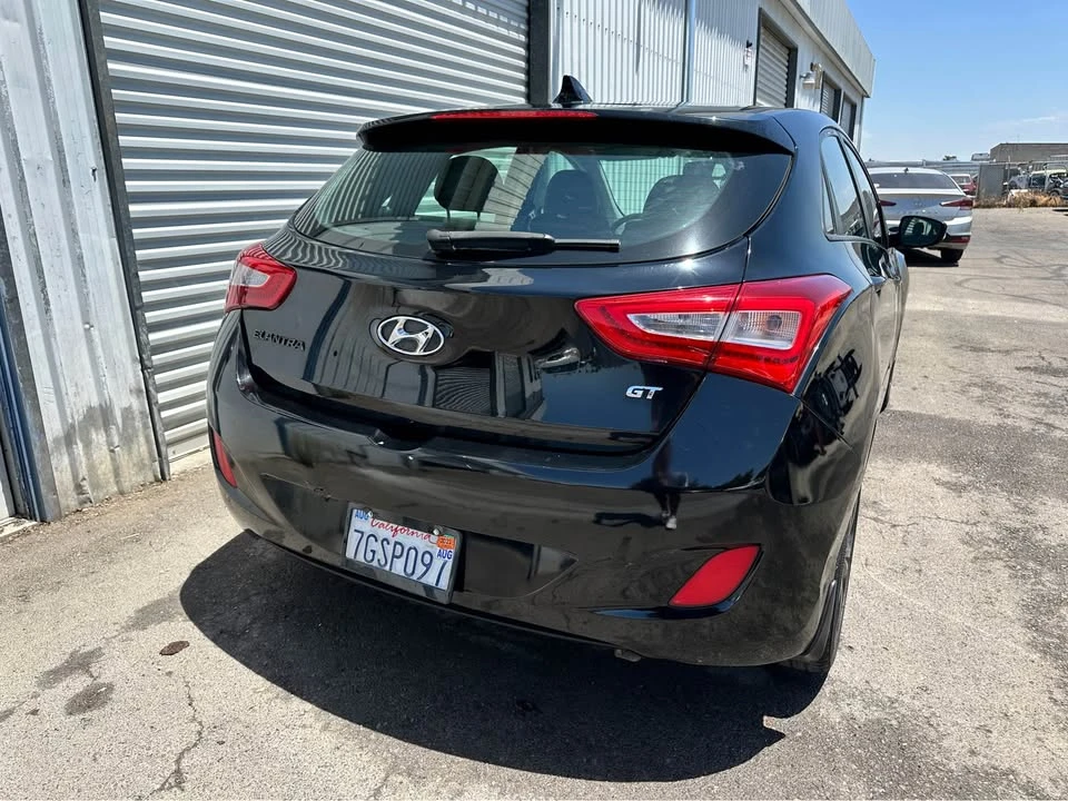 2014 Hyundai Elantra - Image 5 of 8