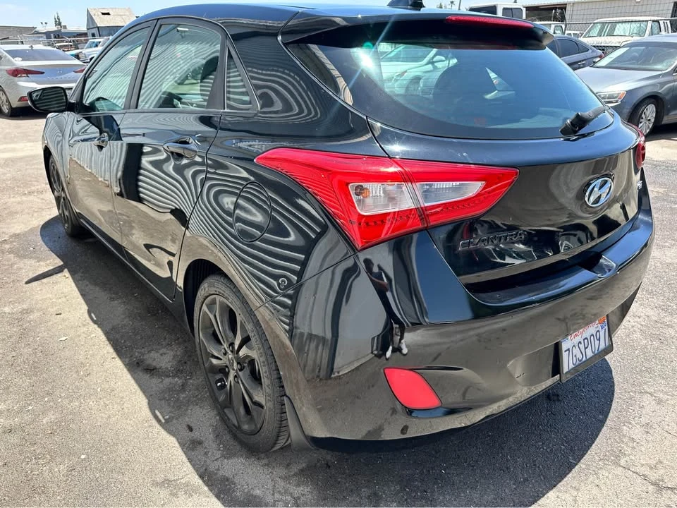 2014 Hyundai Elantra - Image 4 of 8