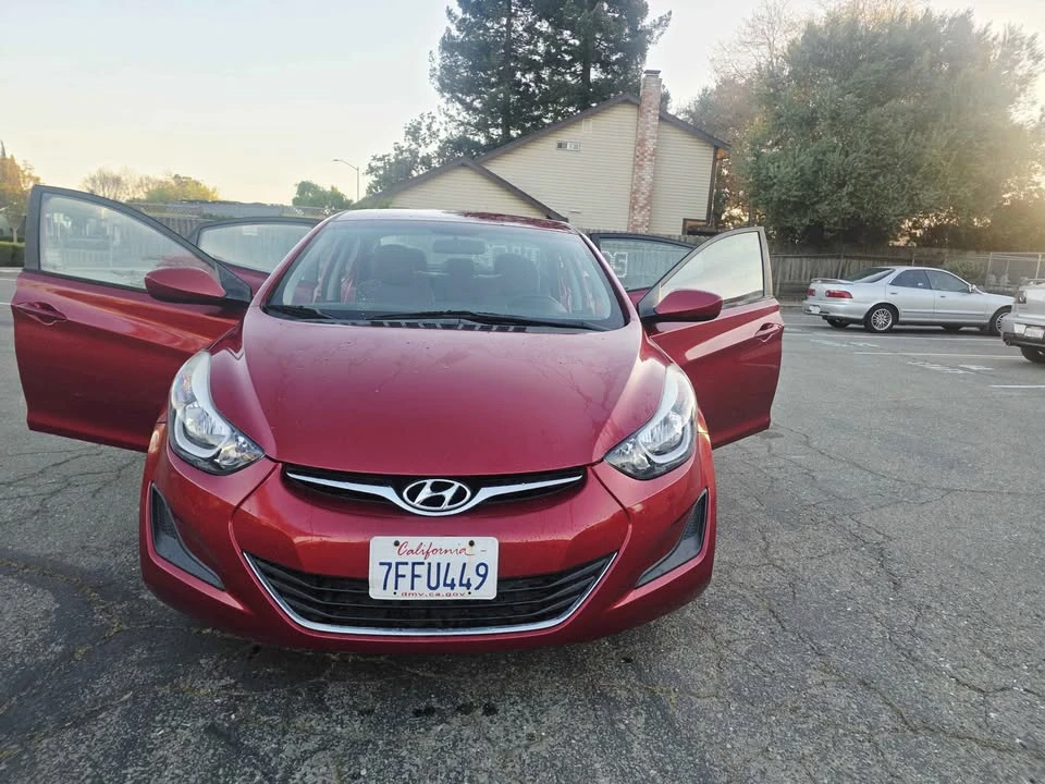 2014 Hyundai Elantra - Image 4 of 14