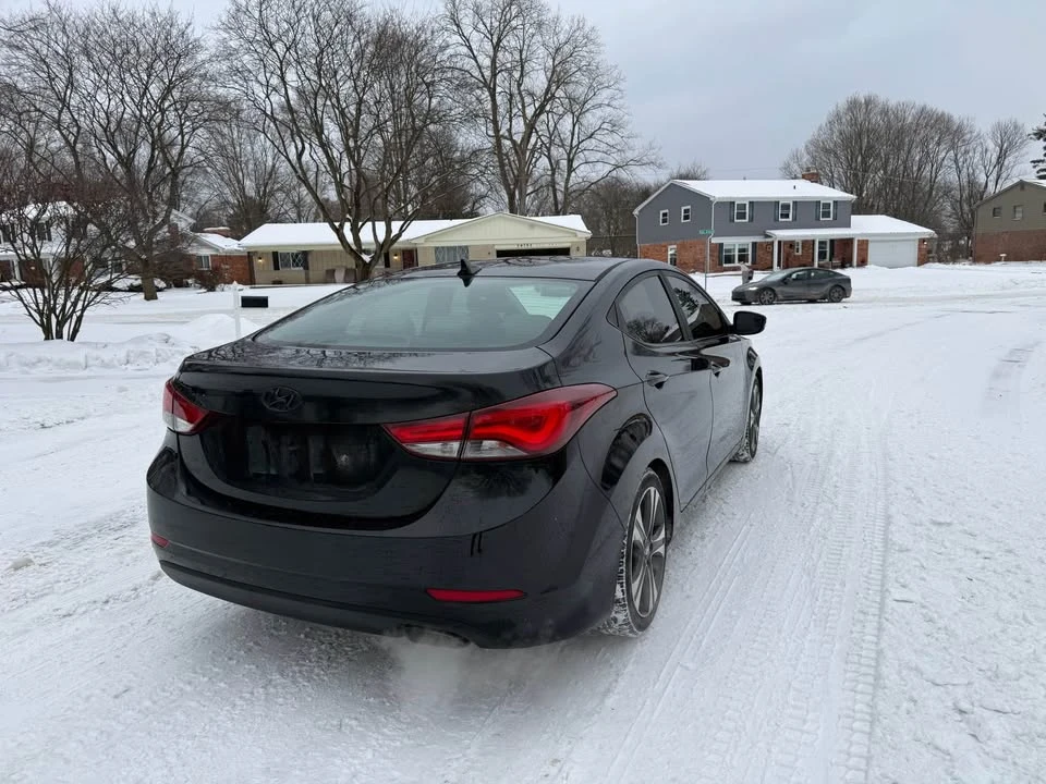 2014 Hyundai Elantra - Image 2 of 6
