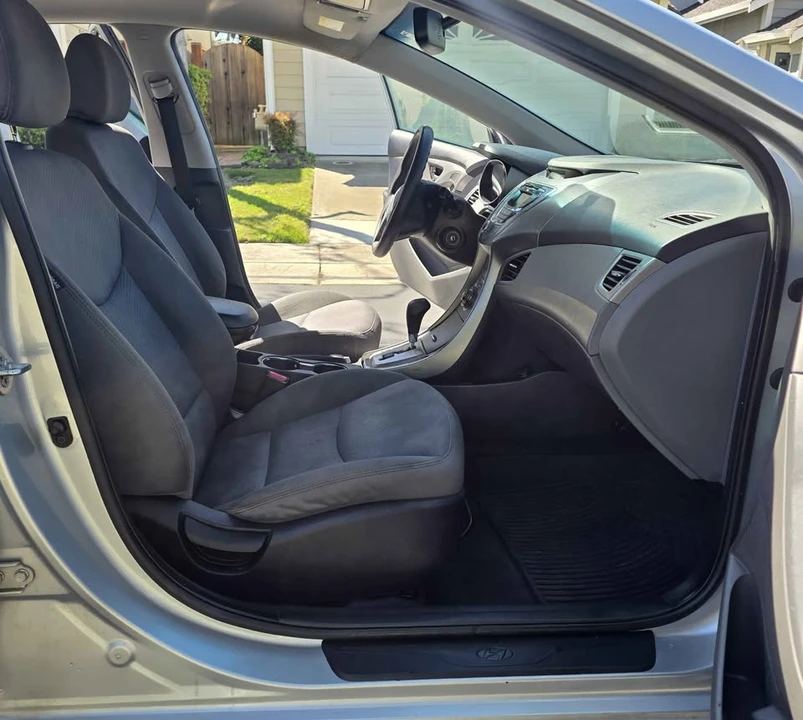 2014 Hyundai Elantra - Image 9 of 20
