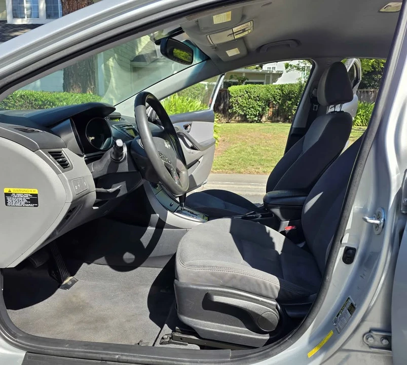 2014 Hyundai Elantra - Image 13 of 20