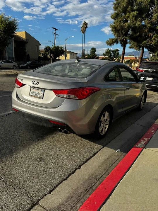 2014 Hyundai Elantra - Image 5 of 10