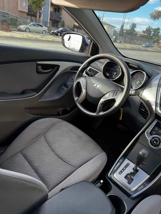 2014 Hyundai Elantra - Image 10 of 10