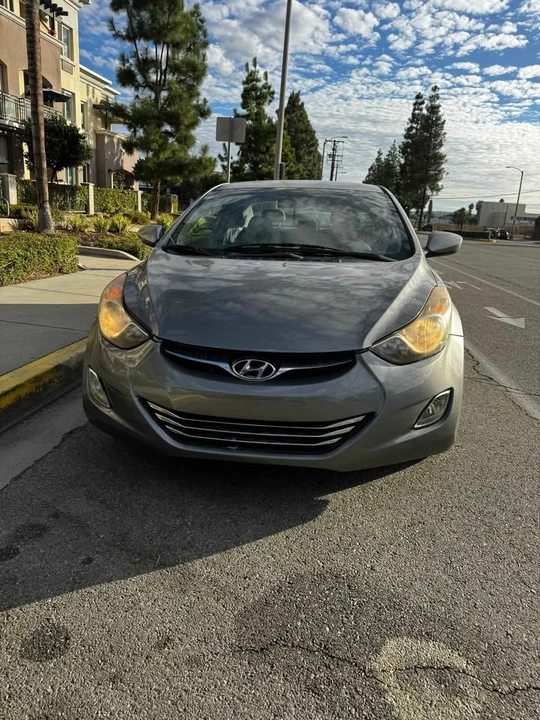 2014 Hyundai Elantra - Image 2 of 10
