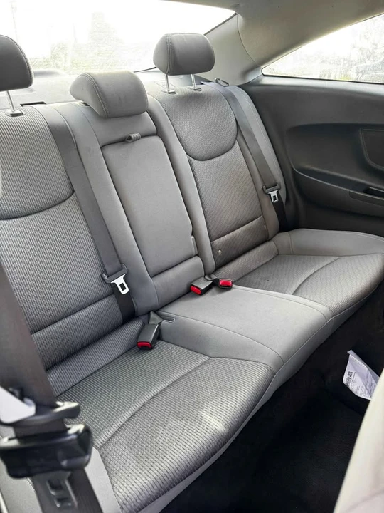 2014 Hyundai Elantra - Image 8 of 10