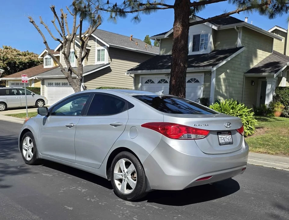 2014 Hyundai Elantra - Image 6 of 19