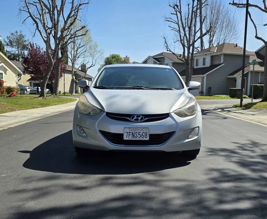 2014 Hyundai Elantra - Image 3 of 19