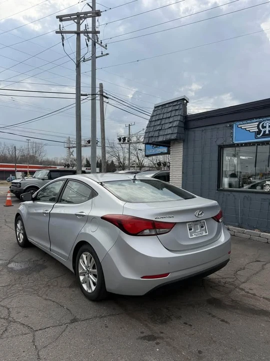 2014 Hyundai Elantra - Image 3 of 8