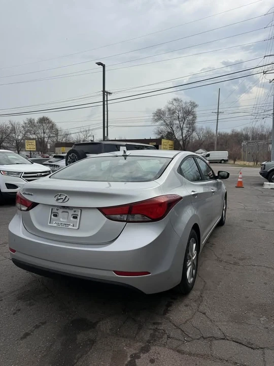 2014 Hyundai Elantra - Image 5 of 8