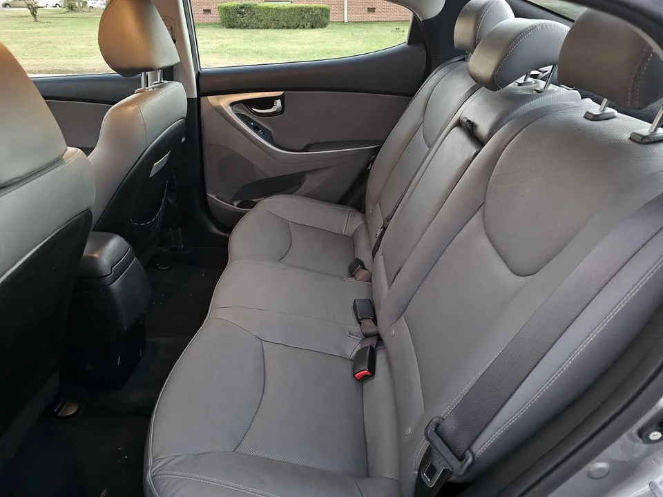2014 Hyundai Elantra - Image 6 of 8