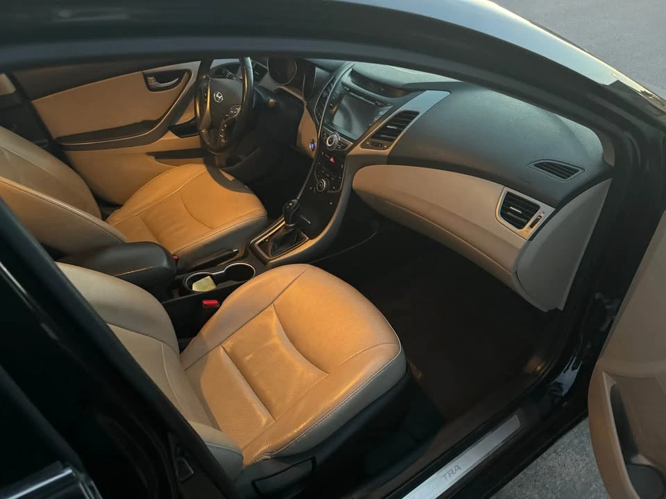 2014 Hyundai Elantra - Image 5 of 8