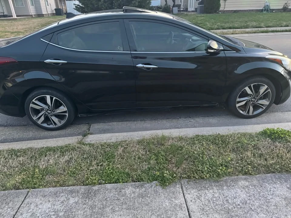 2014 Hyundai Elantra - Image 3 of 8