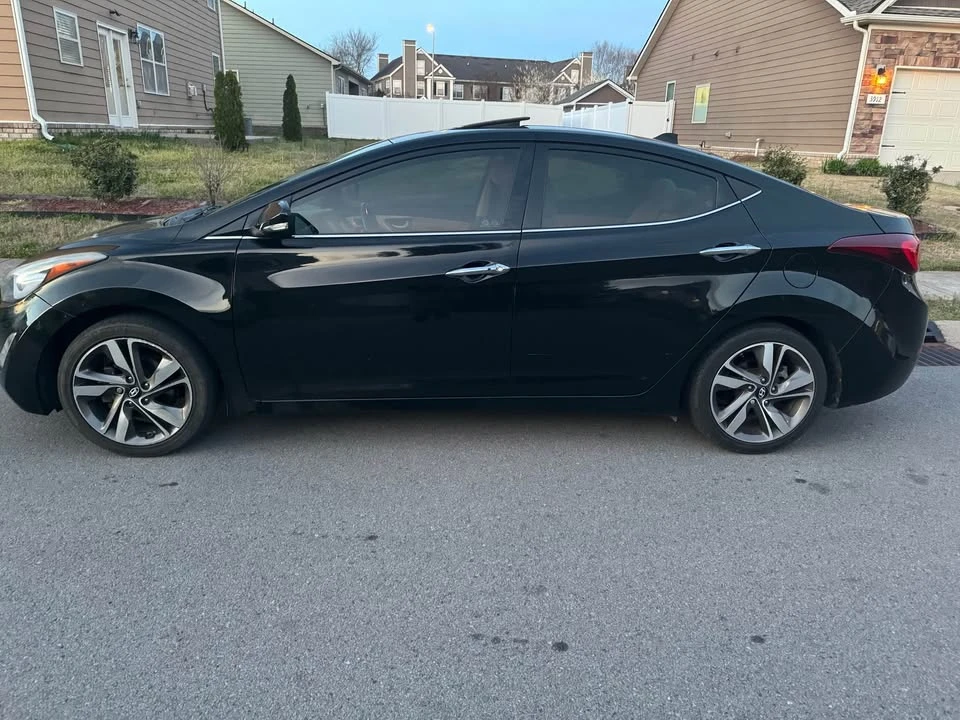 2014 Hyundai Elantra - Image 4 of 8