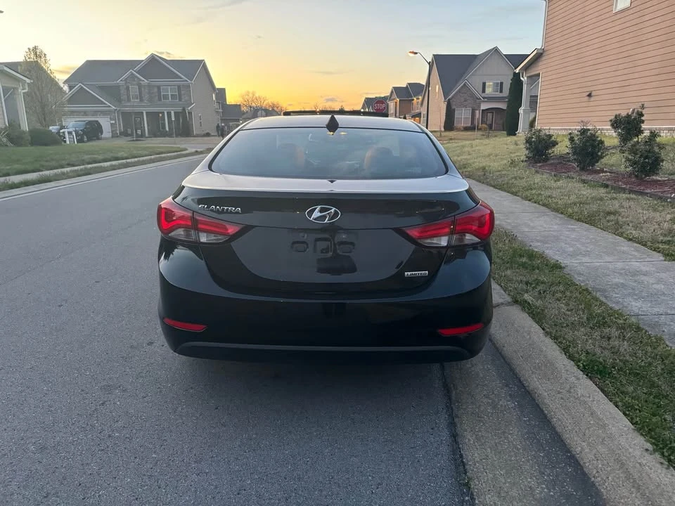 2014 Hyundai Elantra - Image 2 of 8