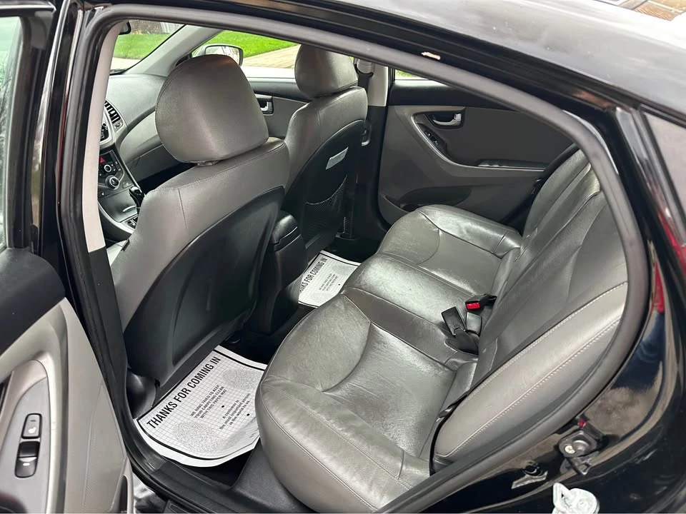 2014 Hyundai Elantra - Image 12 of 13