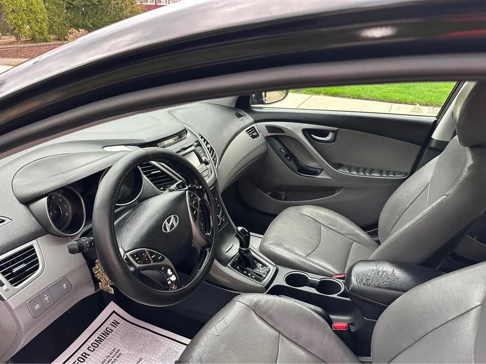 2014 Hyundai Elantra - Image 9 of 13