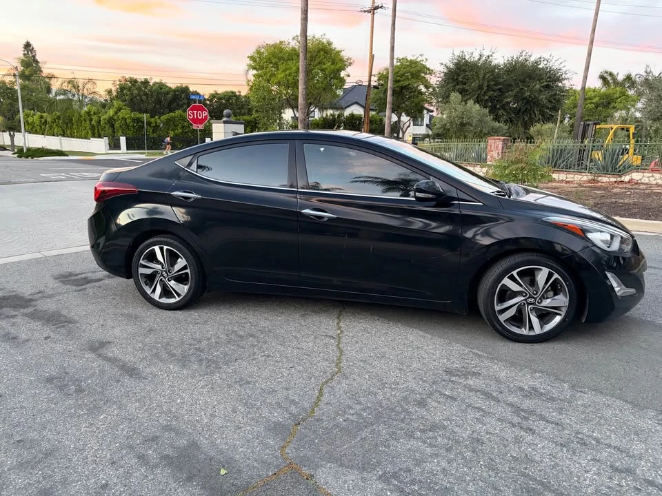 2014 Hyundai Elantra - Image 4 of 9
