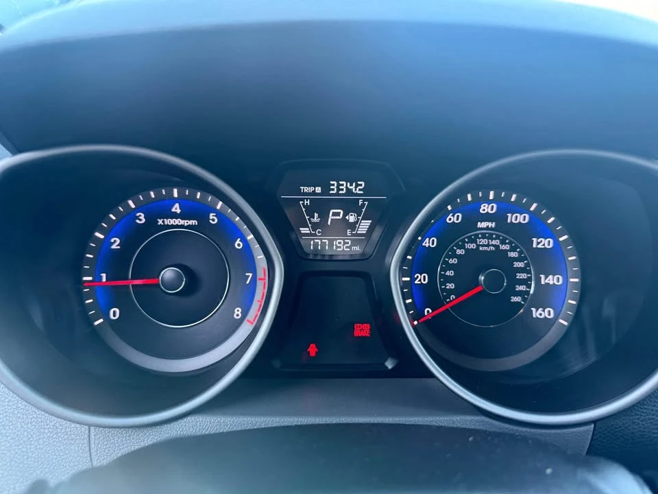 2014 Hyundai Elantra - Image 2 of 12