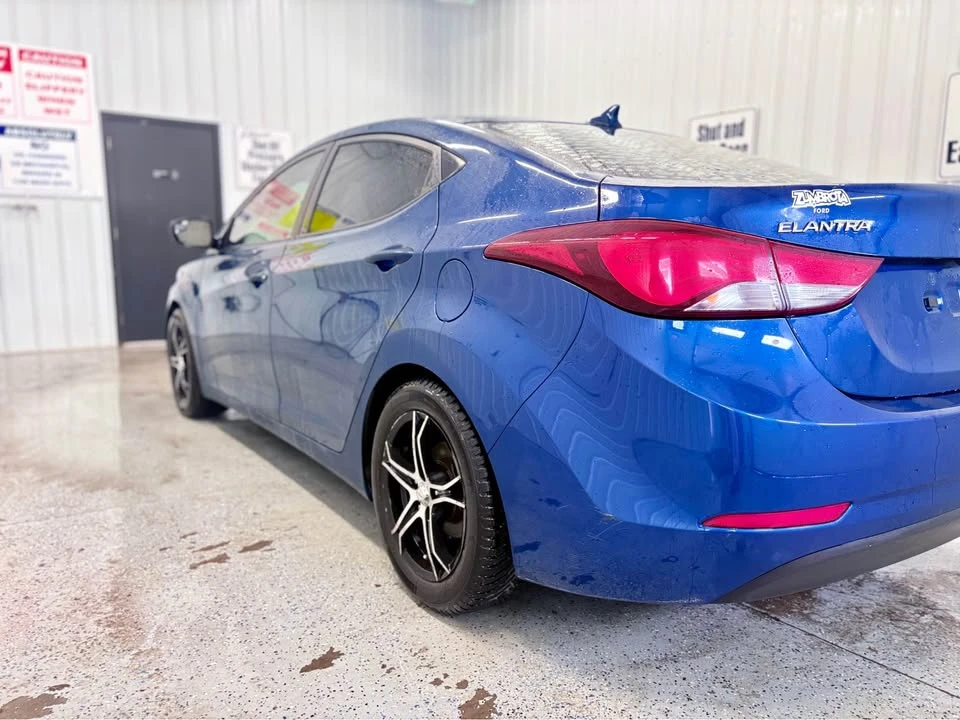 2014 Hyundai Elantra - Image 11 of 20