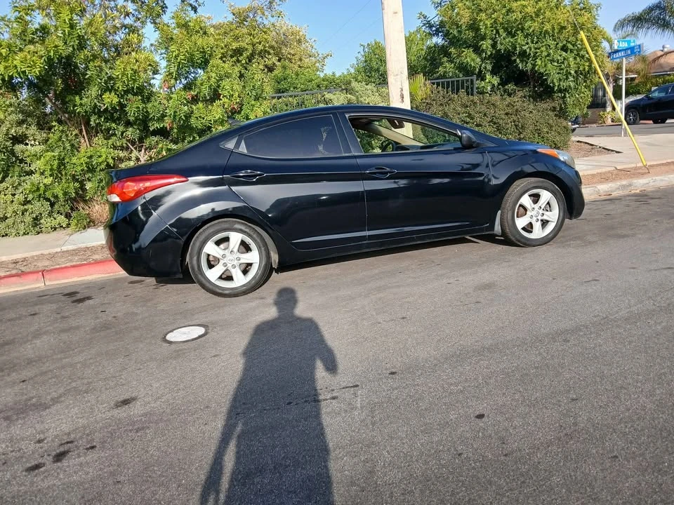 2014 Hyundai Elantra - Image 5 of 12
