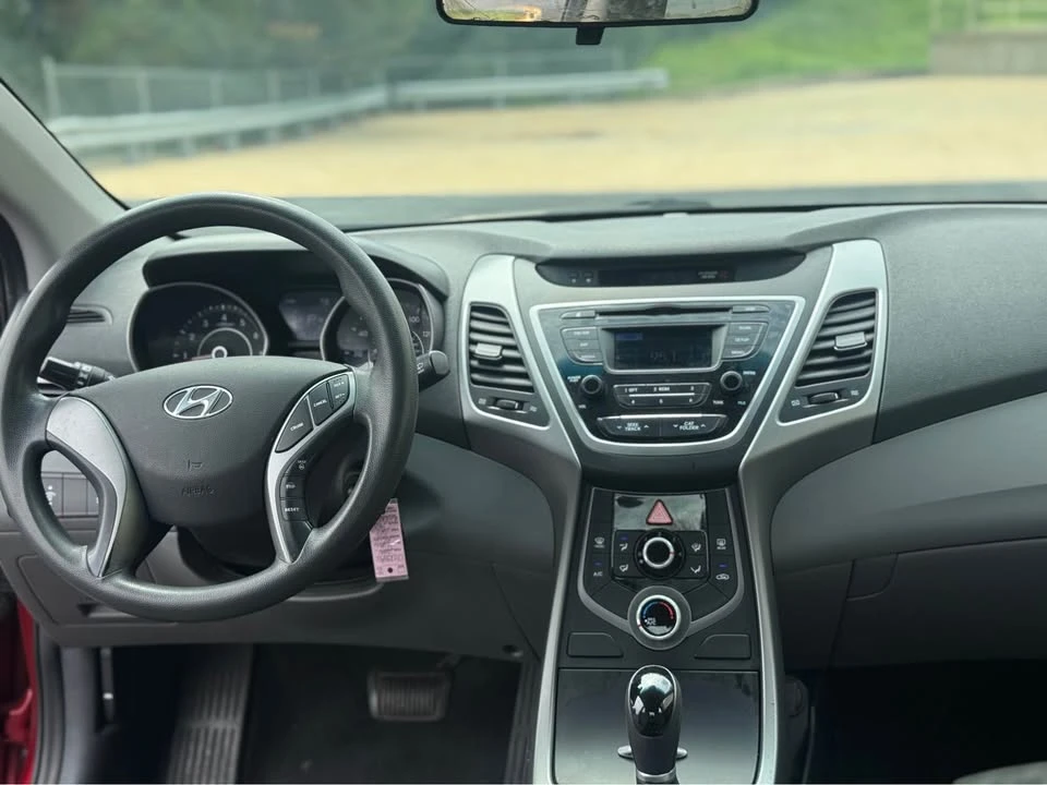 2014 Hyundai Elantra - Image 17 of 17