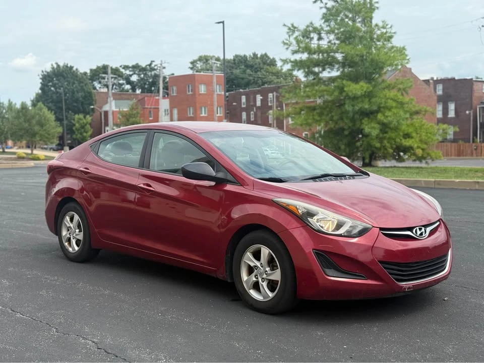 2014 Hyundai Elantra - Image 2 of 17