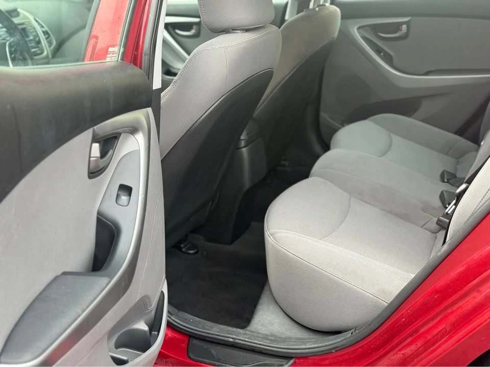 2014 Hyundai Elantra - Image 11 of 17