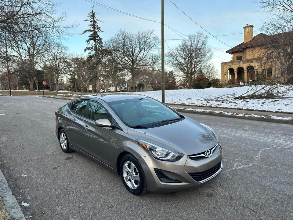 2014 Hyundai Elantra - Image 8 of 14