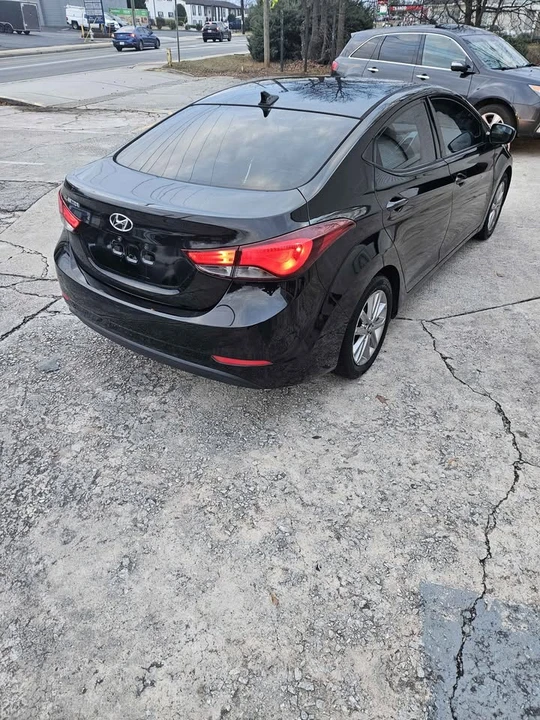 2014 Hyundai Elantra - Image 16 of 20