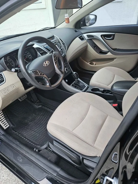 2014 Hyundai Elantra - Image 5 of 20