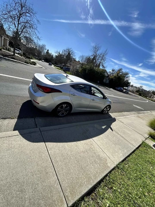 2014 Hyundai Elantra - Image 6 of 6