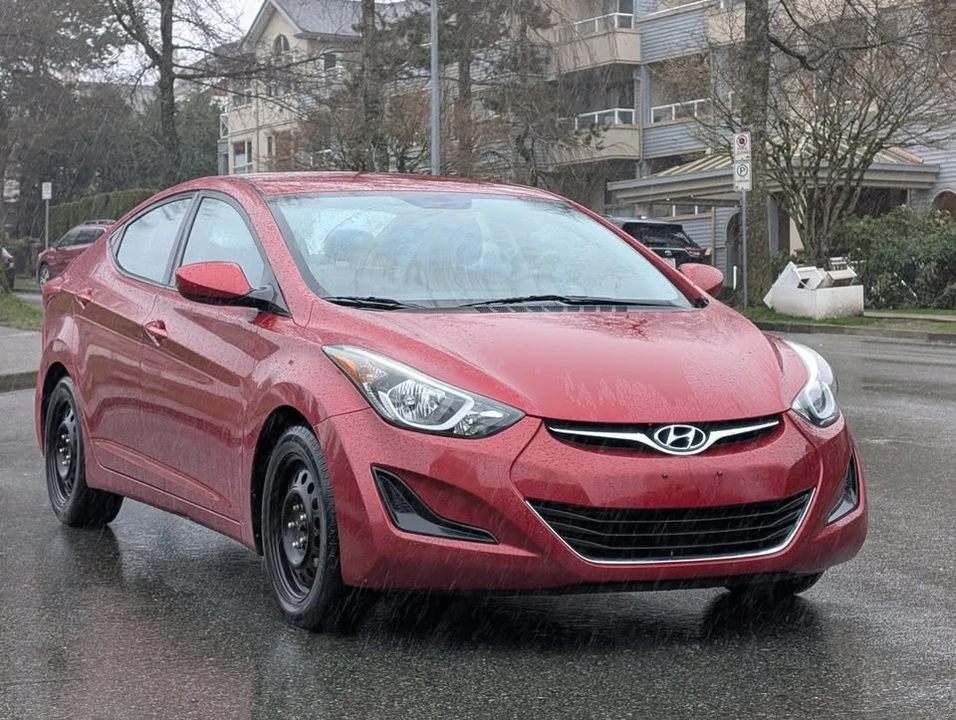 2014 Hyundai Elantra - Image 6 of 18