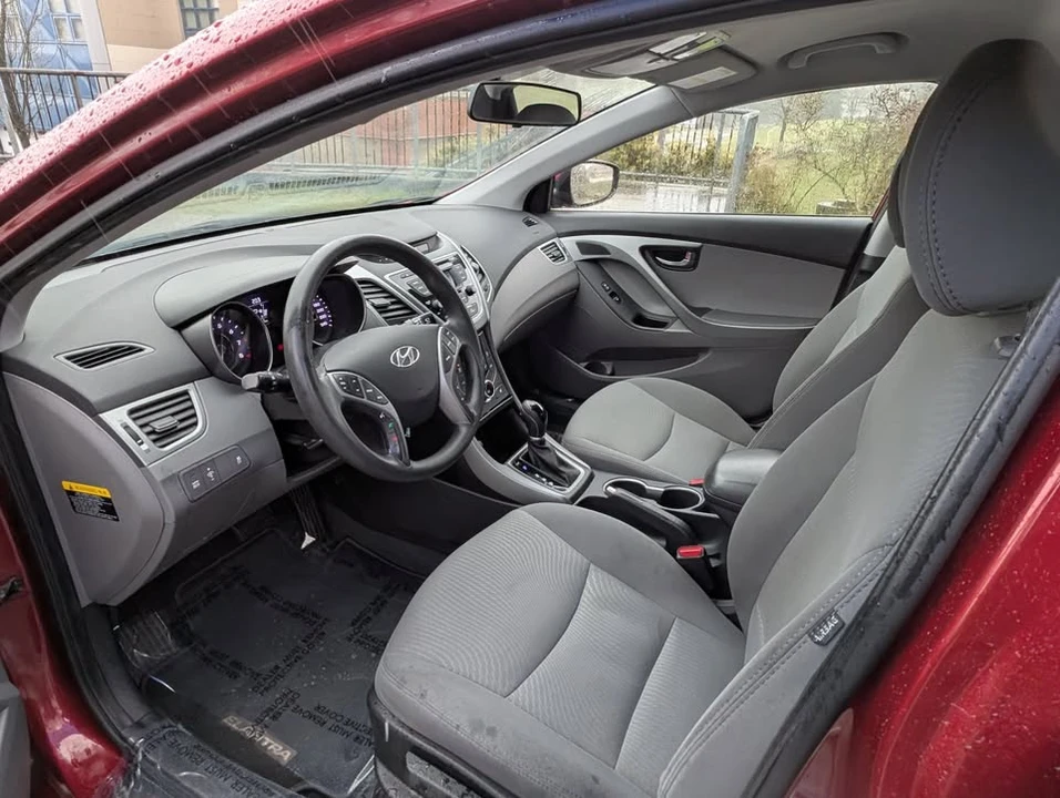 2014 Hyundai Elantra - Image 7 of 18
