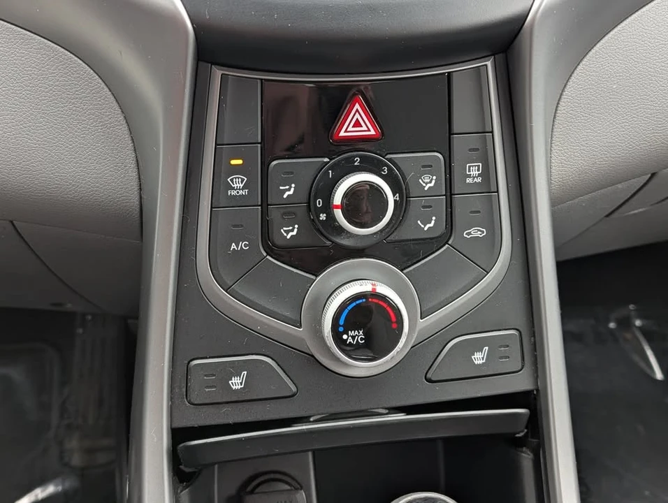 2014 Hyundai Elantra - Image 18 of 18